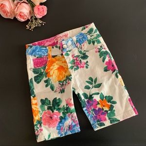 Girls Size 5 Floral Off White Multi color Shorts